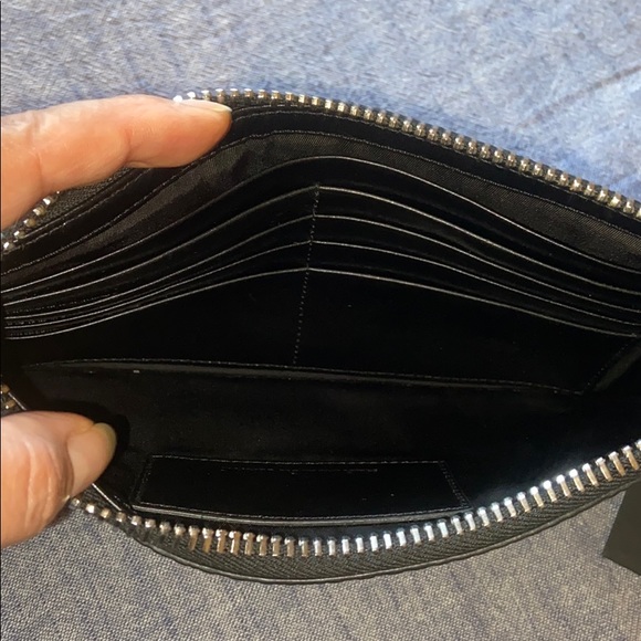 Runway clutch - Picture 8 of 10